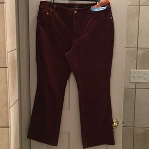 Woman’s  Inman Lightweight corduroy pants